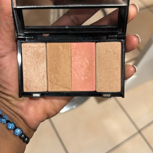 💯Trish McEvoy Deluxe Case showing Bronzer & Blush kit! *each is sold separately! - Picture 6 of 6